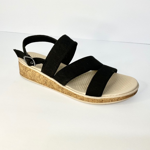 BZees Women's Bravo Washable Casual Strappy Wedge Sandals Size 10 - Picture 1 of 9